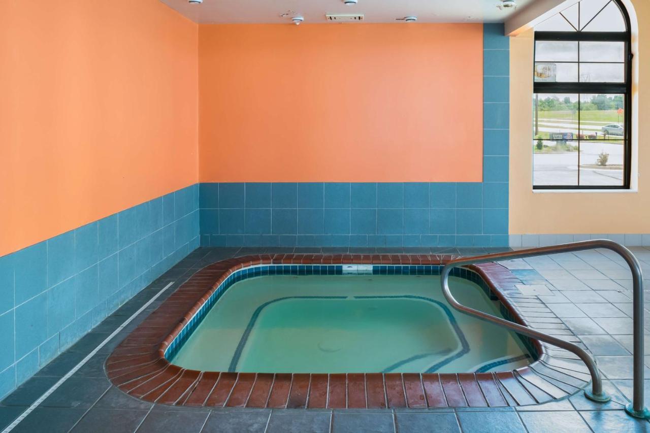 Motel 6-Richmond, In Kültér fotó